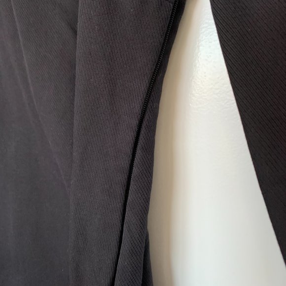 H&M Puff Sleeve Mini V-Neck Dress - Picture 5 of 8